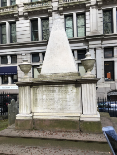 Hamilton's grave at Trinity Church